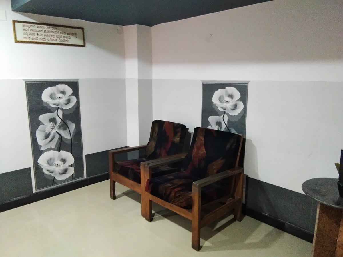 Hotel Sanman Lodge Shimoga Exterior photo